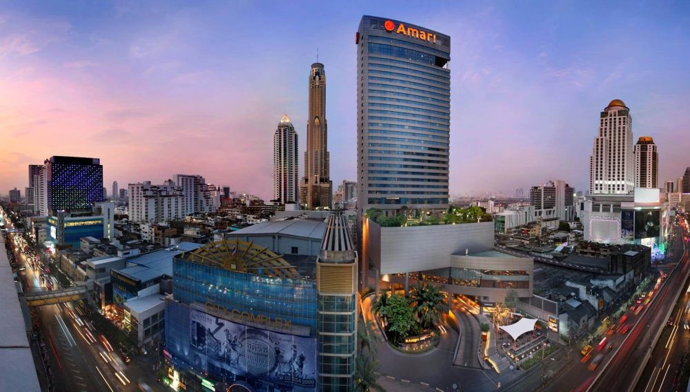 Dzielnica Pratunam w Bangkoku.