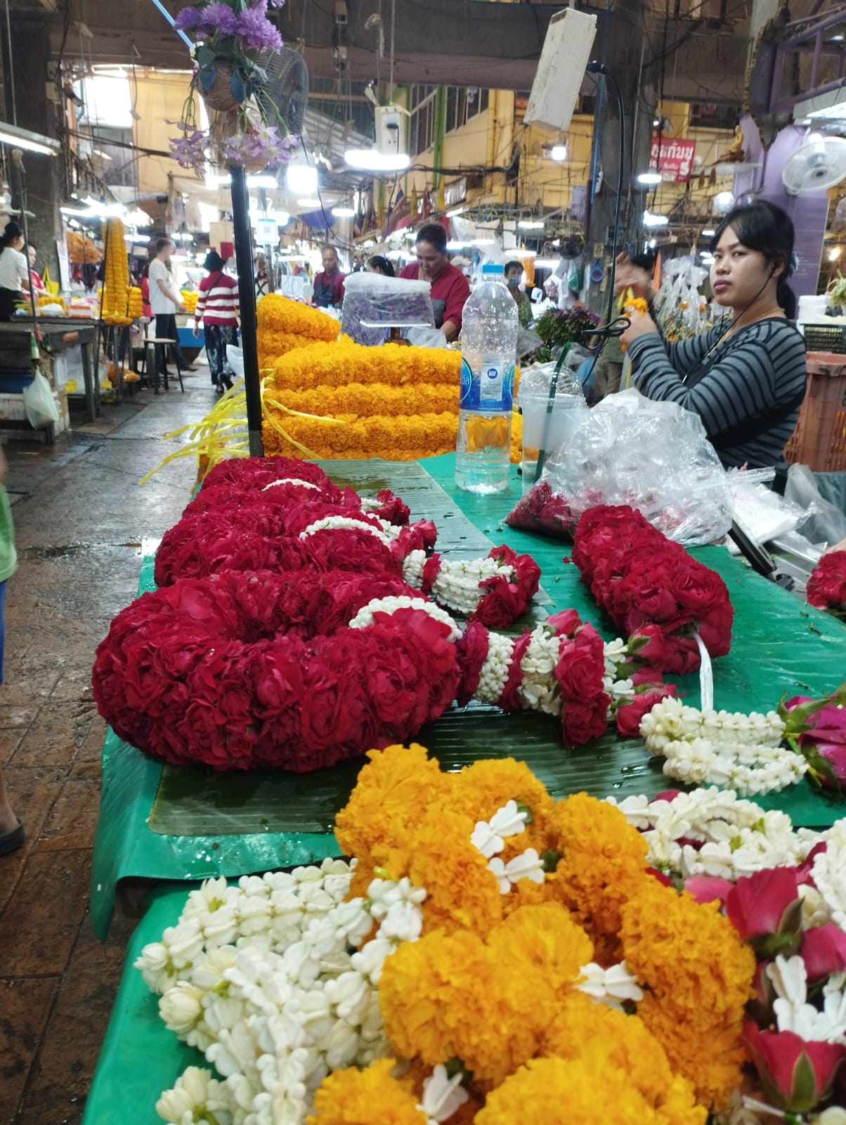 Pak Khlong Talat, rynek kwiatowy w Bangkoku.
