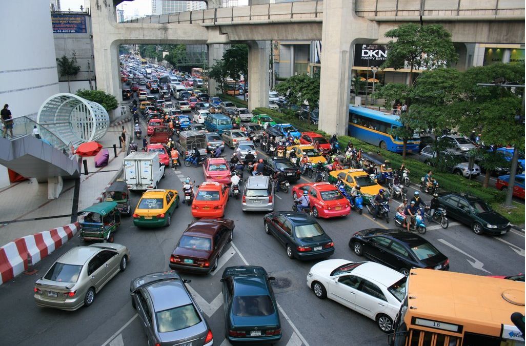 Publiczny transport w Bangkoku.